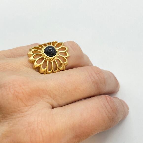 LIA SOPHIA KABLOOM Ring Flower Matte Gold Tone Black - Size 7 - Picture 8 of 9